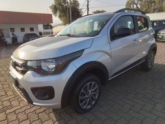 FIAT MOBI 1.0 EVO FLEX TREKKING MANUAL FIAT MOBI 1.0 EVO FLEX TREKKING MANUAL